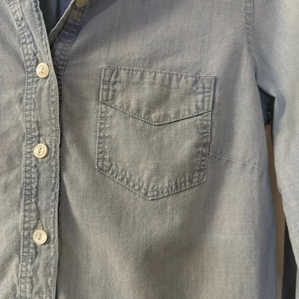 J. CREW California Casual Button Placket Chambray Shirt Size XS